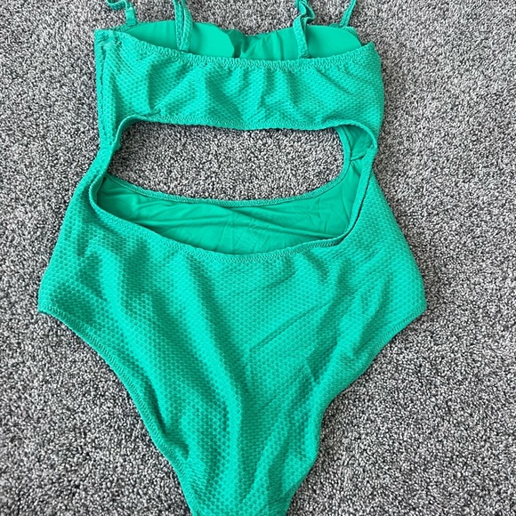 Aerie Jacquard Cut Out Strapless One Piece Swimsuit Green Dazzle Size M - Picture 9 of 11